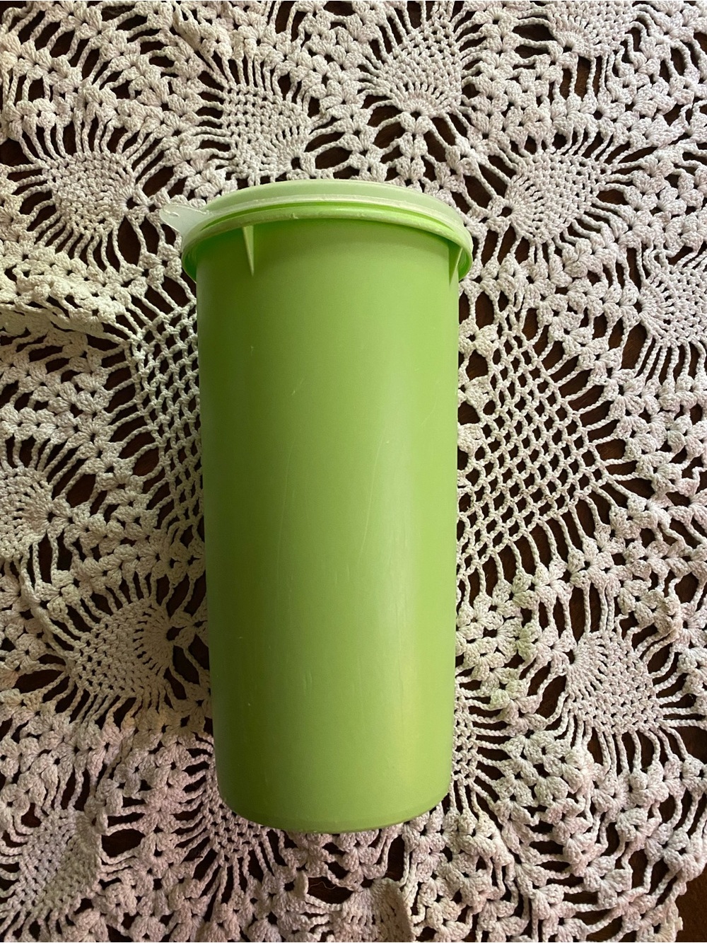 Vintage Tupperware Handolier Drink Keeper
